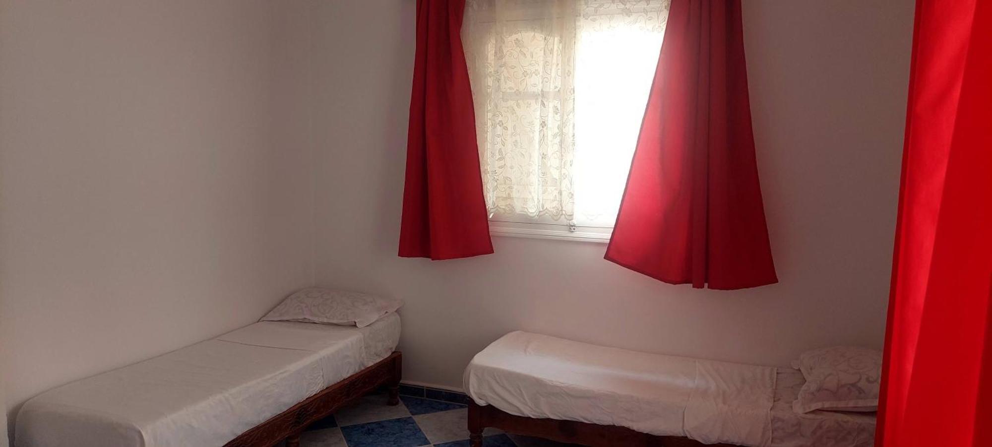 Residence Yasamine Ain El Turck Айн-ель-Турк Екстер'єр фото